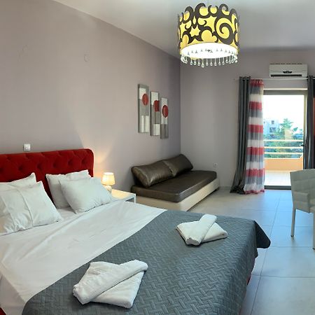 Dioni Hotel Adelianos Kampos Esterno foto