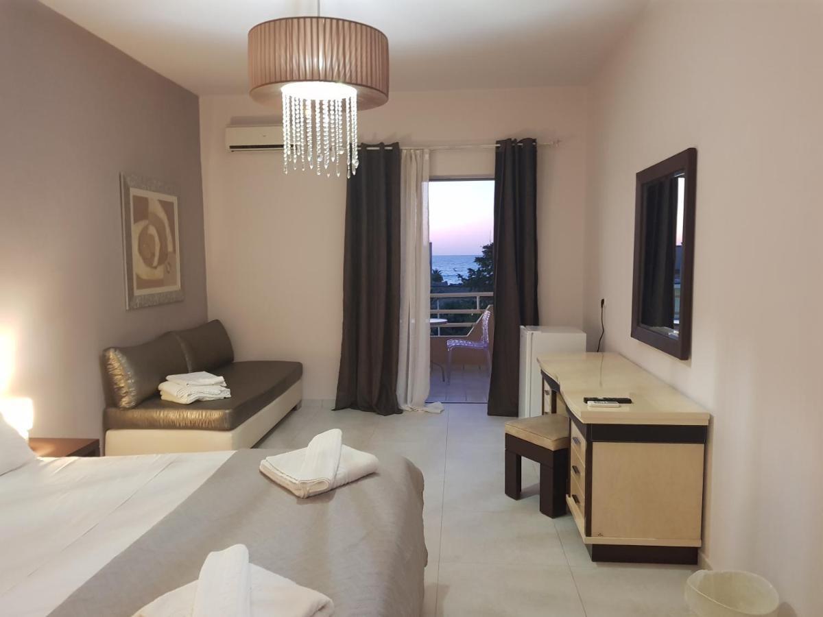 Dioni Hotel Adelianos Kampos Esterno foto