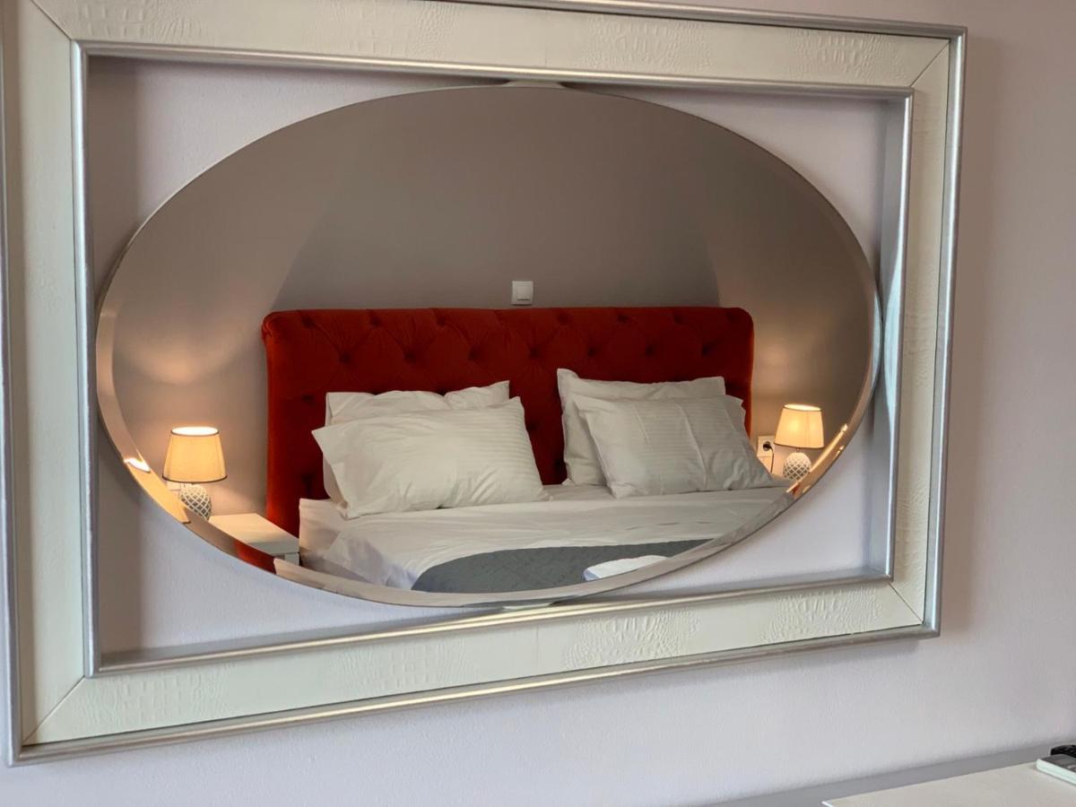 Dioni Hotel Adelianos Kampos Esterno foto