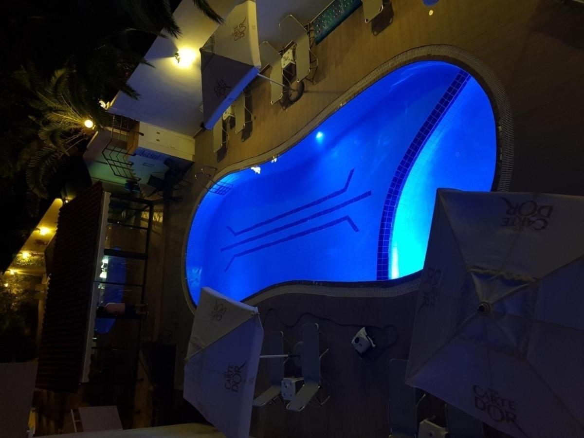 Dioni Hotel Adelianos Kampos Esterno foto