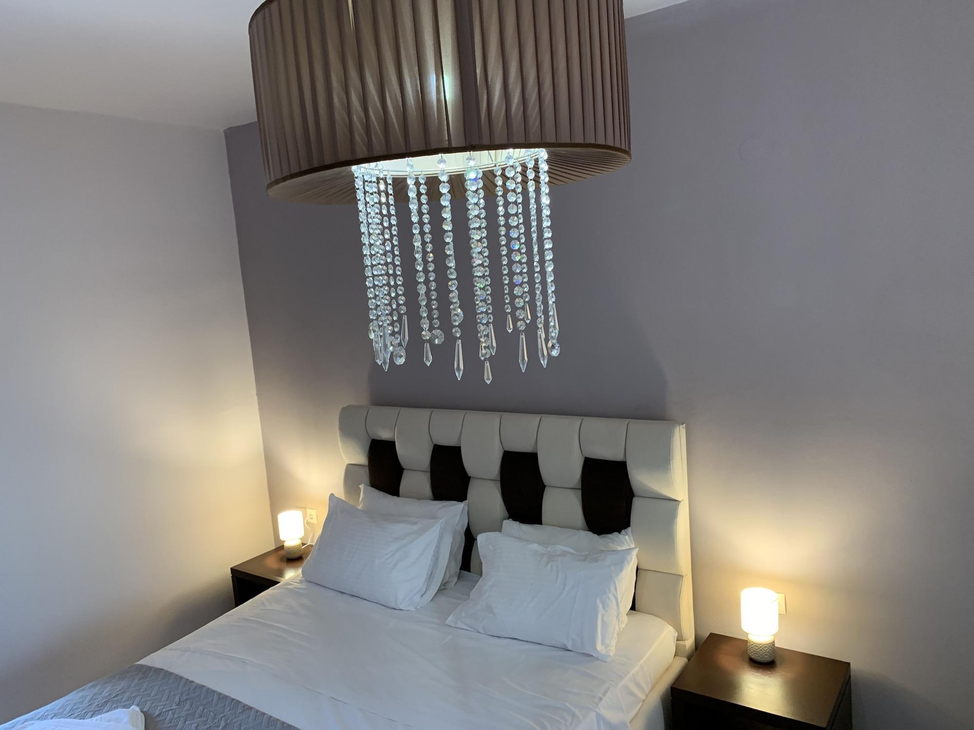 Dioni Hotel Adelianos Kampos Esterno foto