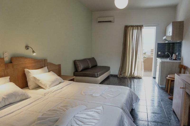 Dioni Hotel Adelianos Kampos Esterno foto