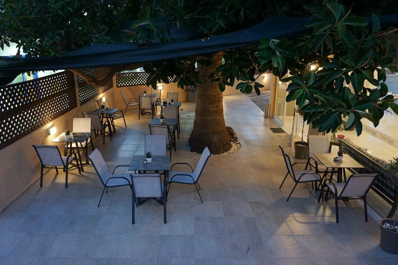 Dioni Hotel Adelianos Kampos Esterno foto